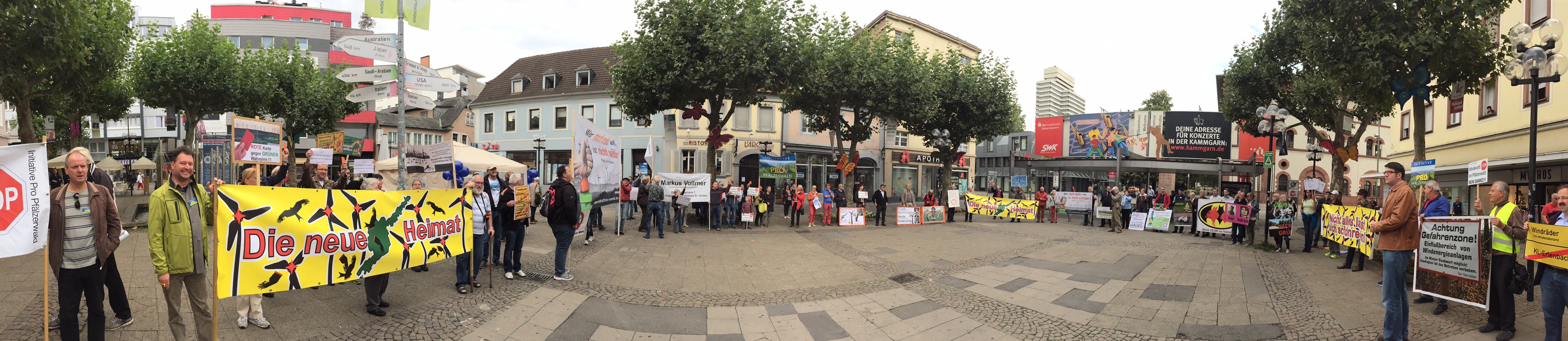 Abschlußrunde am Schillerplatz